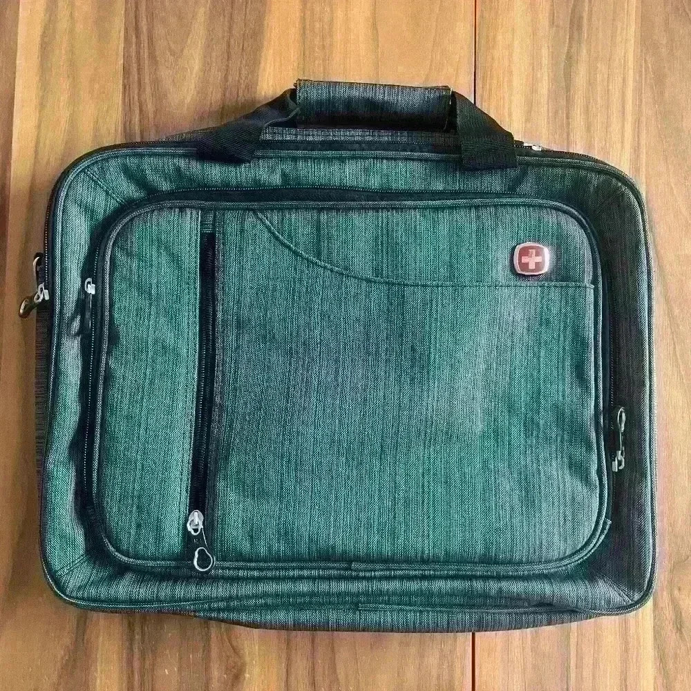 SwissGear Computer  Briefcase LIKE NEW